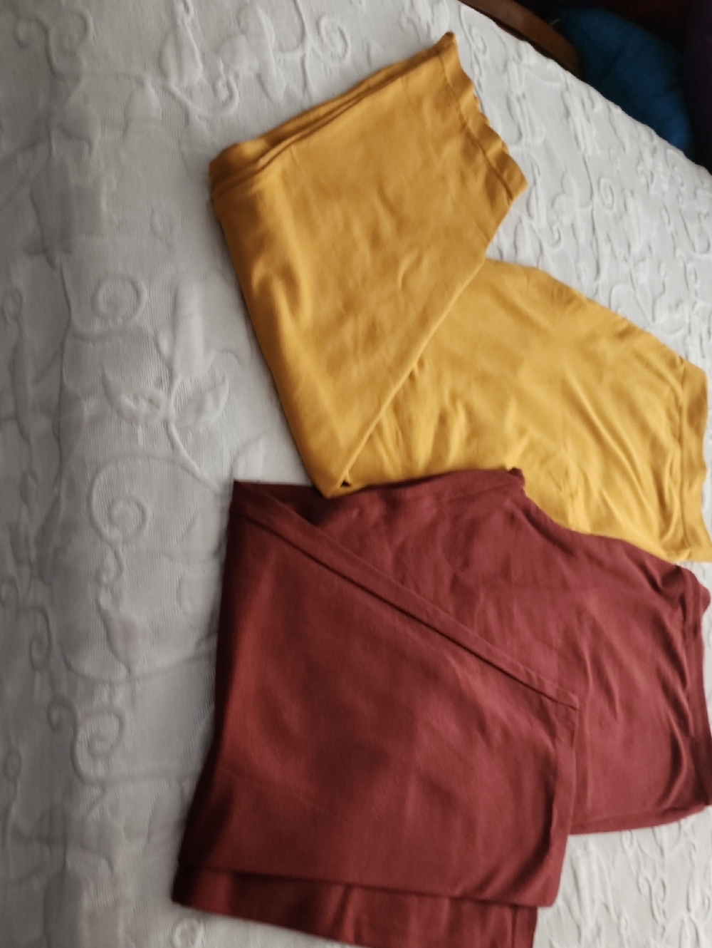 Zenana Outfitters Mustard Yellow and Rust Leggings Set